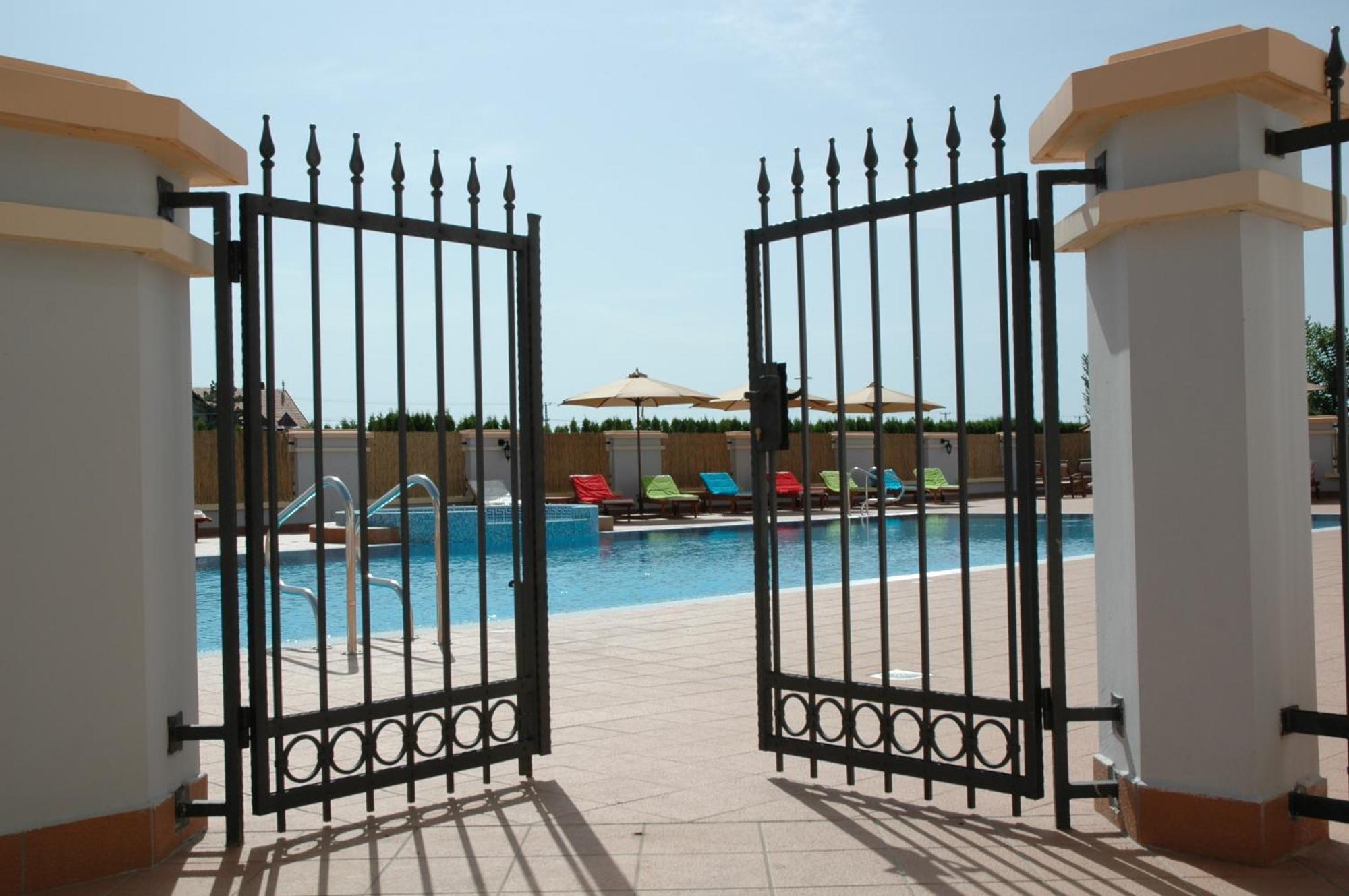 Hotel Prezident Palić Extérieur photo