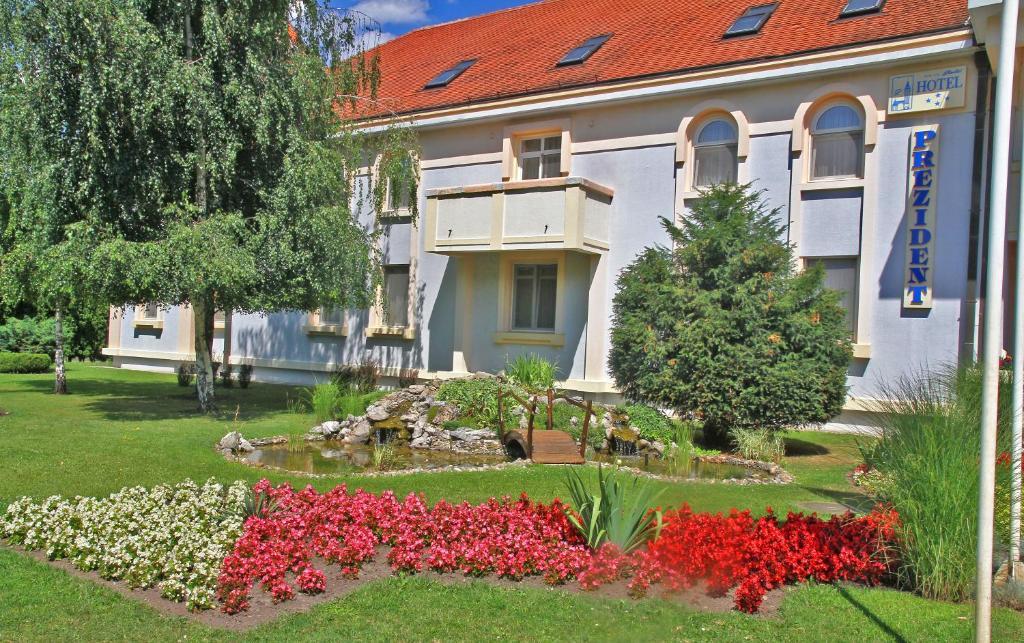 Hotel Prezident Palić Extérieur photo