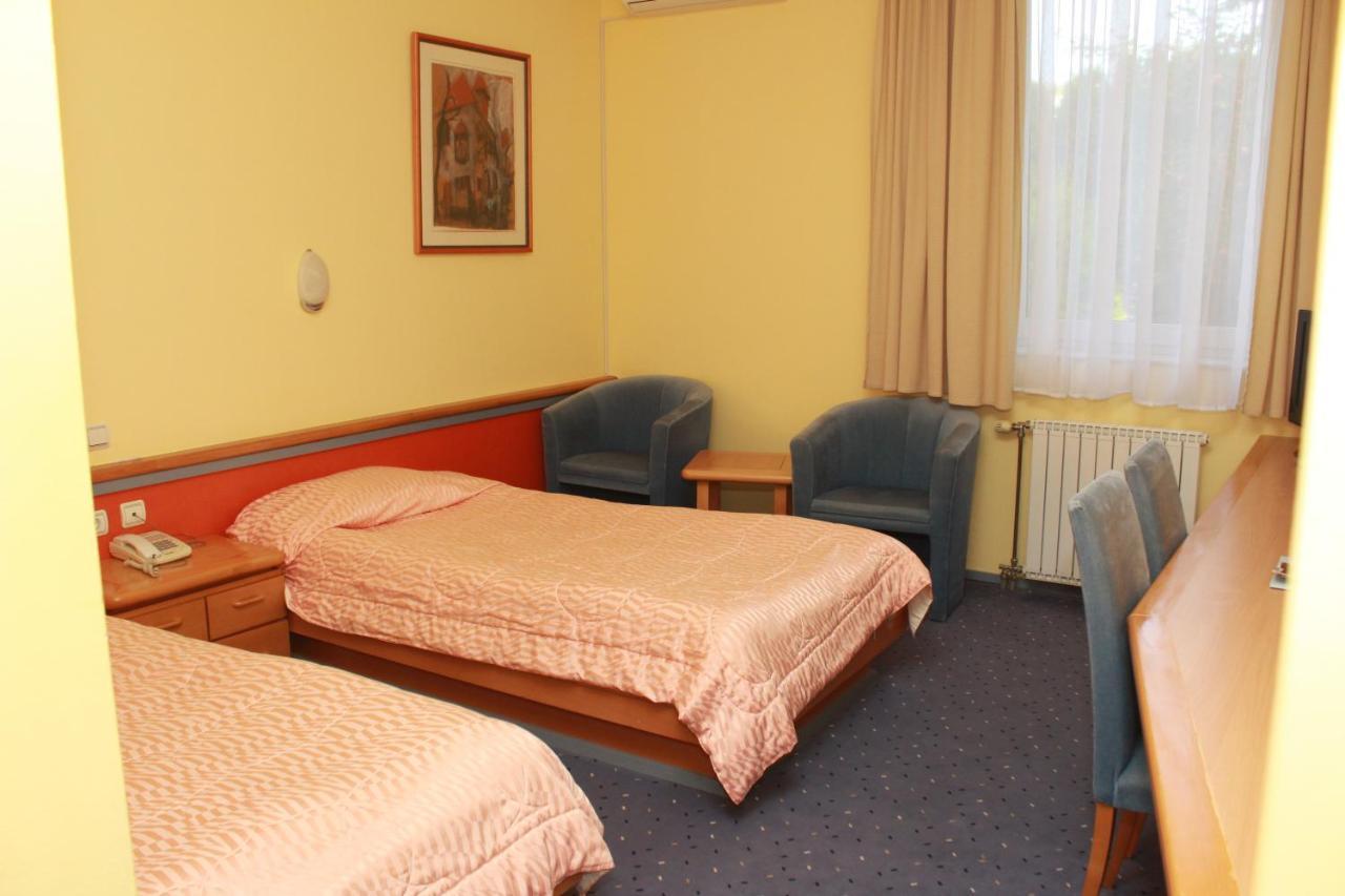 Hotel Prezident Palić Extérieur photo