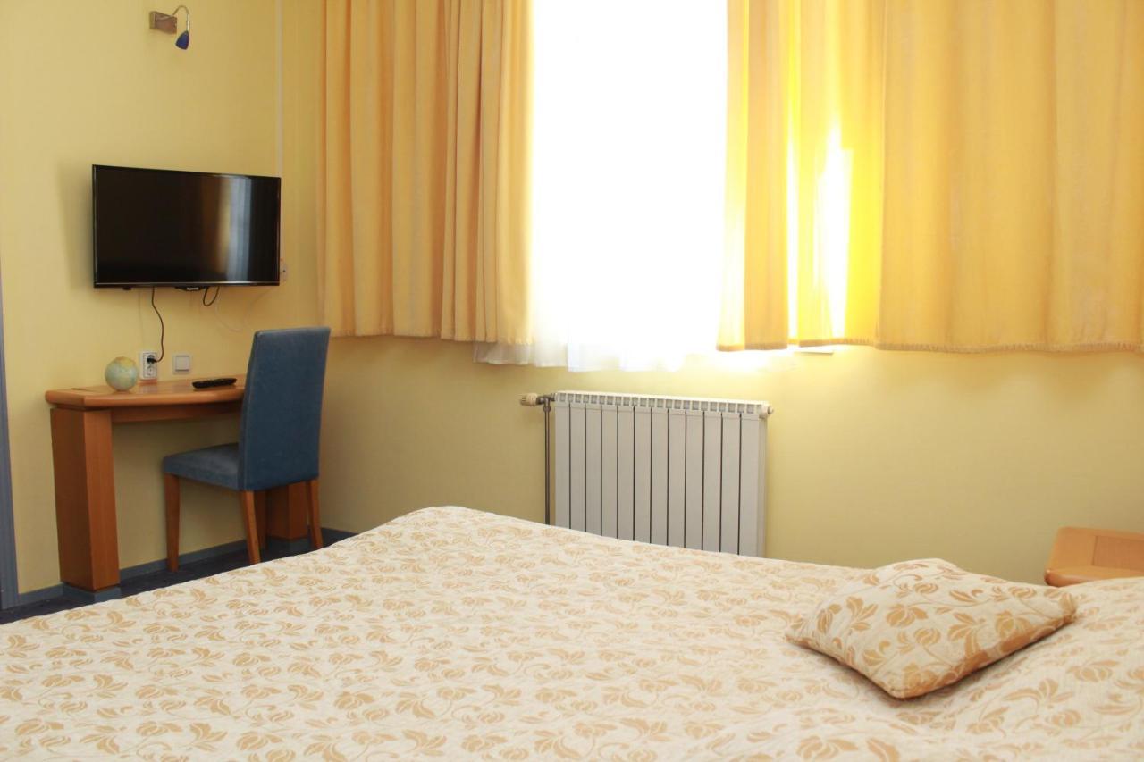 Hotel Prezident Palić Extérieur photo